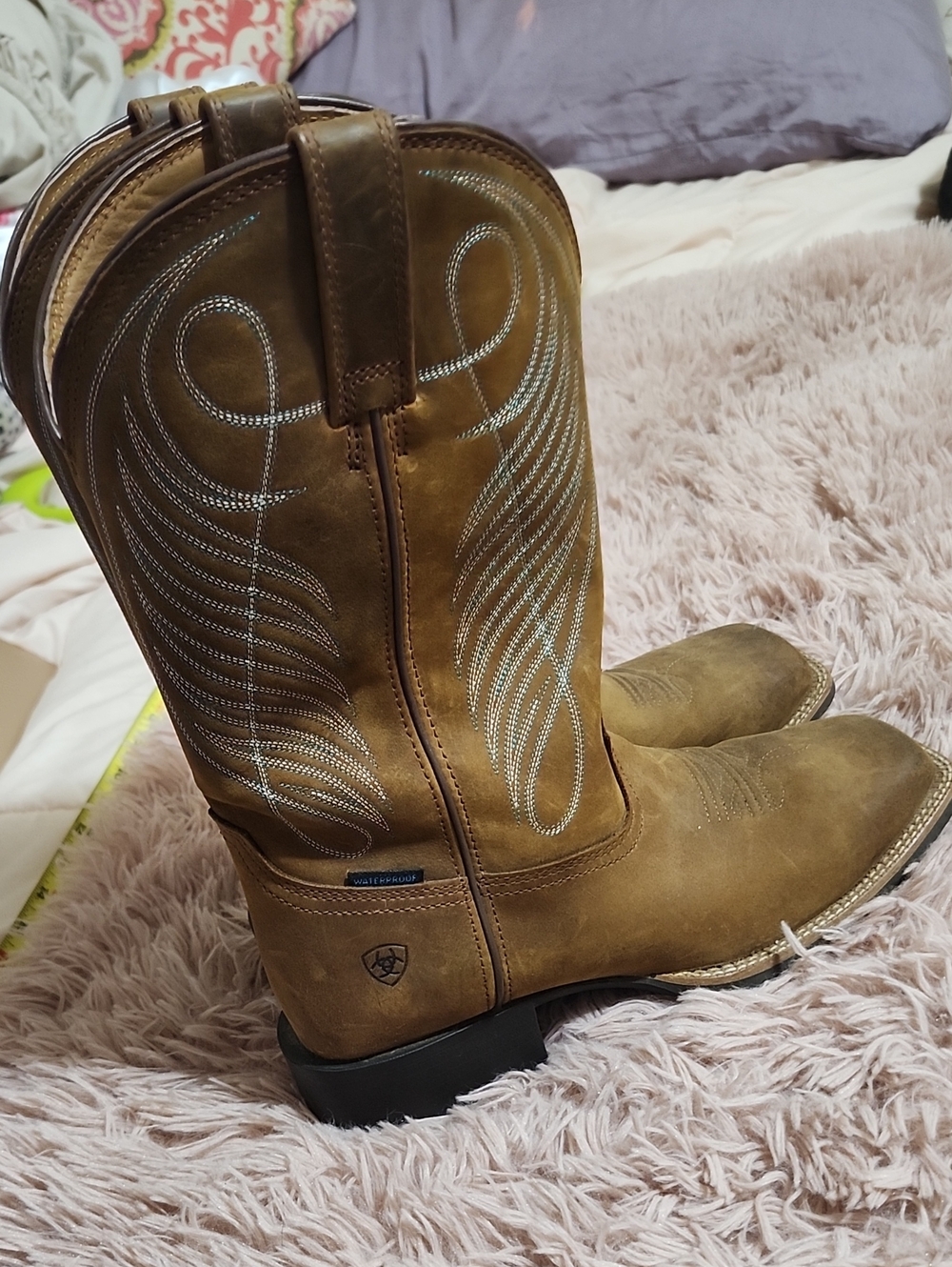 Ariat Tan Brown Leather Western Cowboy Boots with White Stitching - Picture 2 of 4